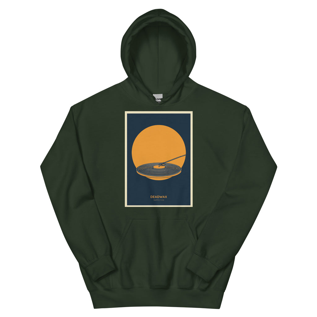 Deadwax Tonearm Hoodie in forest green – vinyl record collector hoodie with tonearm and record logo