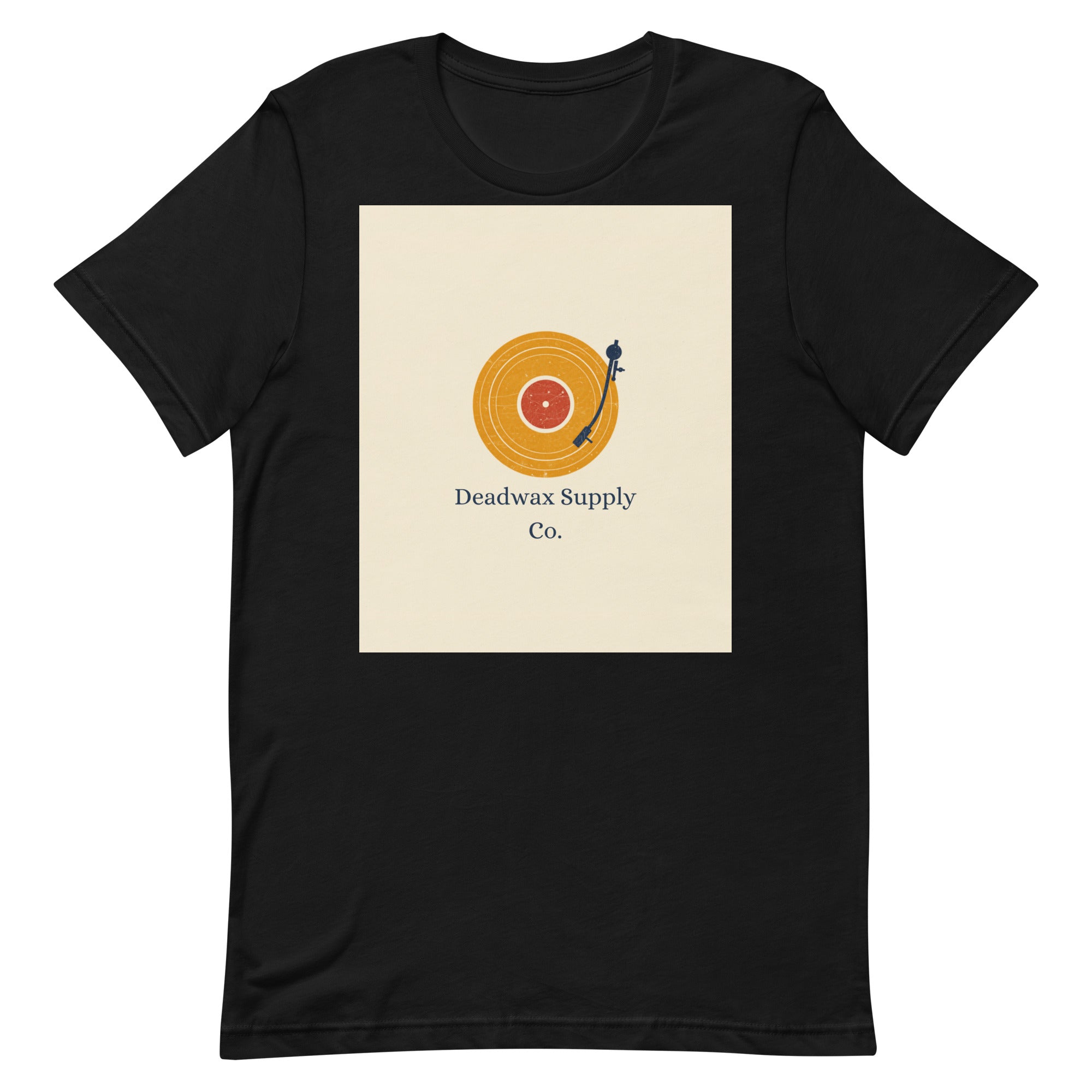 Deadwax Tonearm Tee in black – vinyl record collector t-shirt with tonearm and record logo