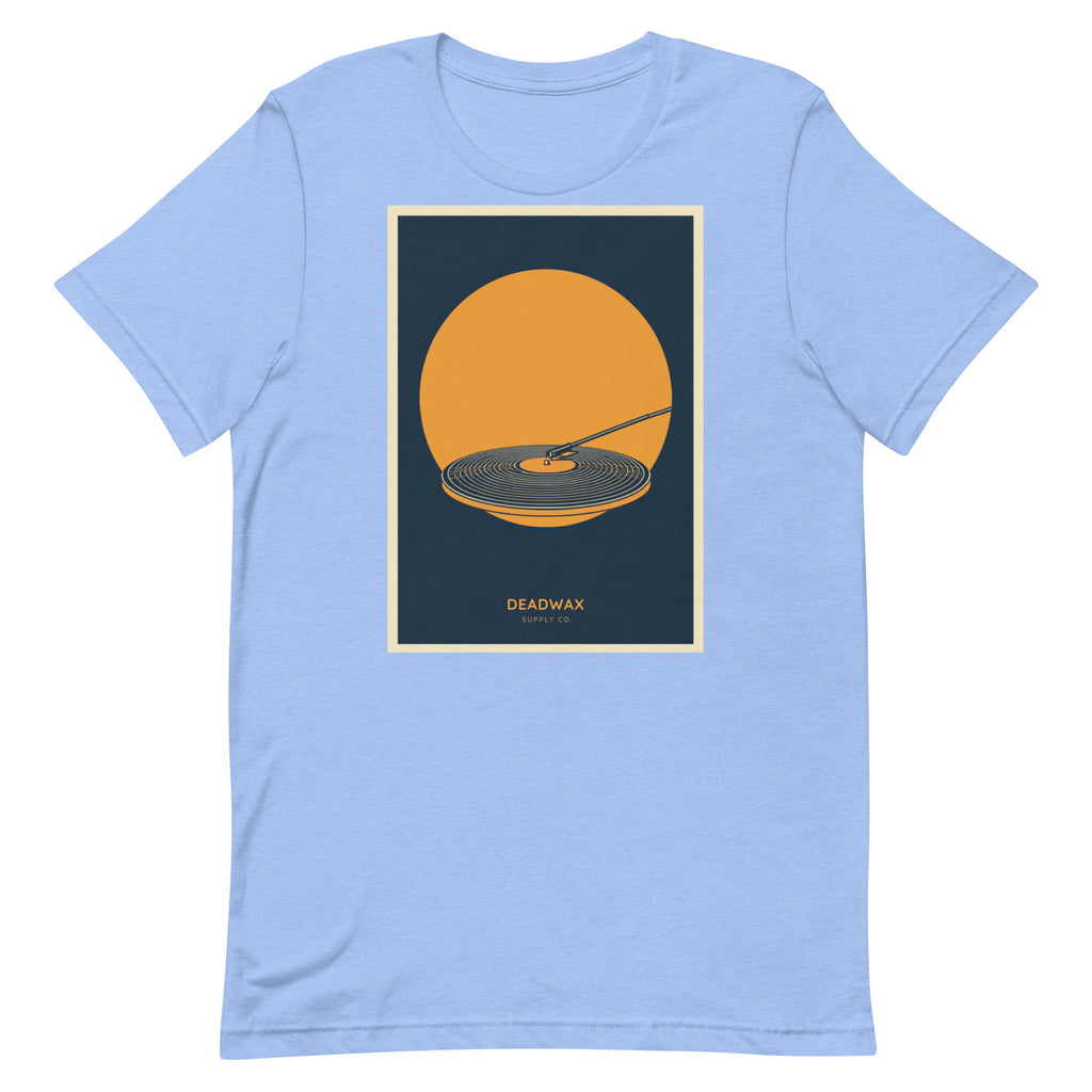 Deadwax Tonearm Tee in heather carolina blue – vinyl record collector t-shirt with tonearm and record logo