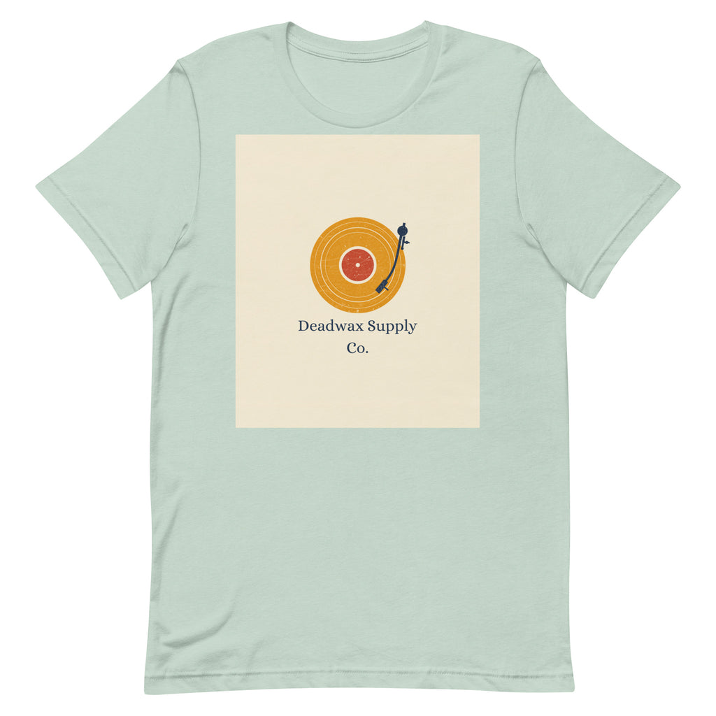 Deadwax Tonearm Tee in heather dusty blue – vinyl record collector t-shirt with tonearm and record logo