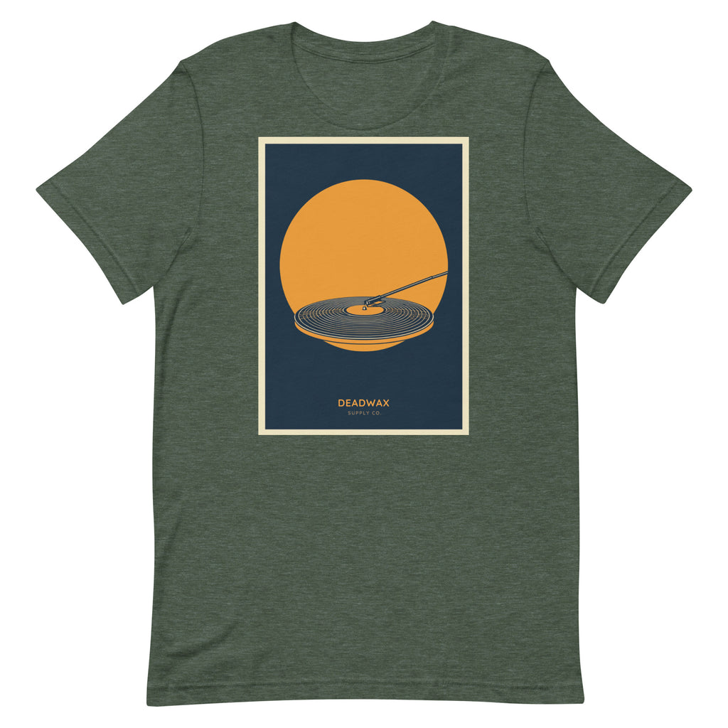 Deadwax Tonearm Tee in heather forest – vinyl record collector t-shirt with tonearm and record logo
