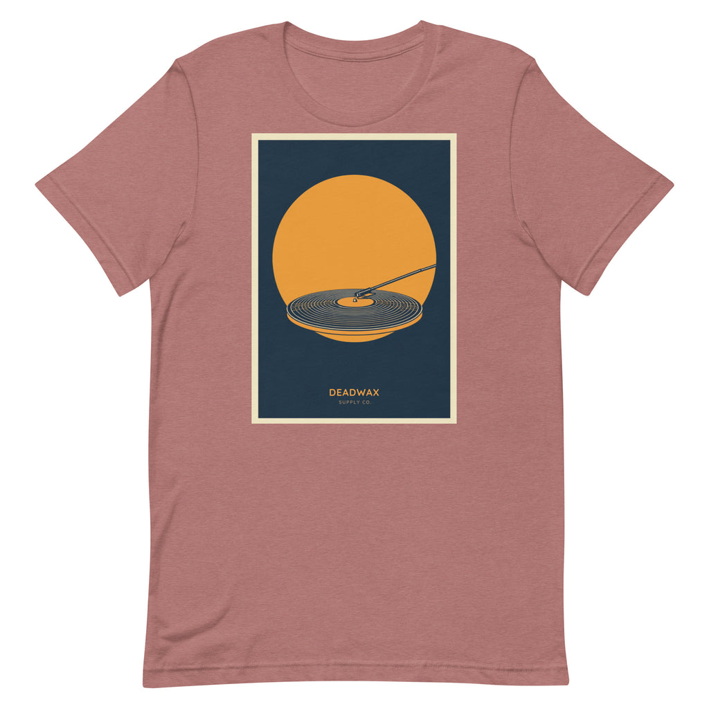 Deadwax Tonearm Tee in heather mauve – vinyl record collector t-shirt with tonearm and record logo