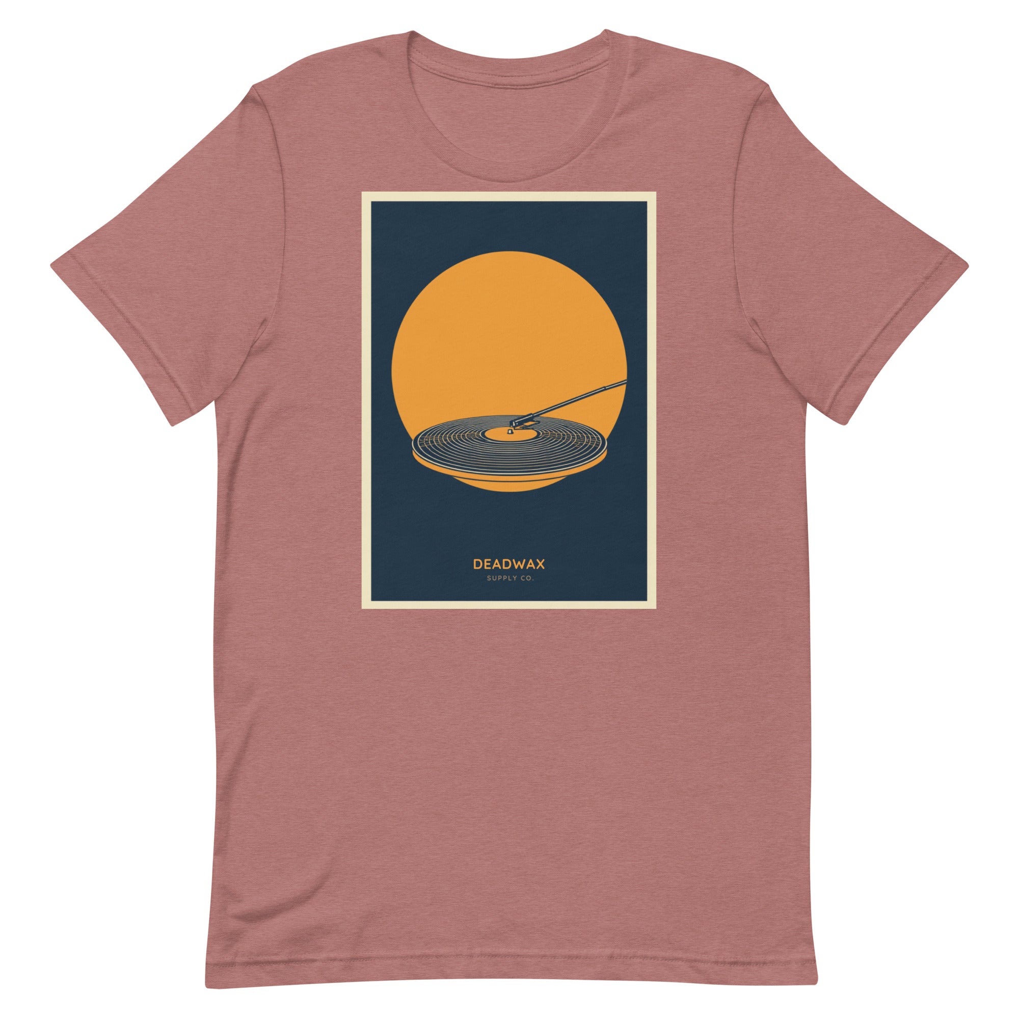 Deadwax Tonearm Tee in heather mauve – vinyl record collector t-shirt with tonearm and record logo
