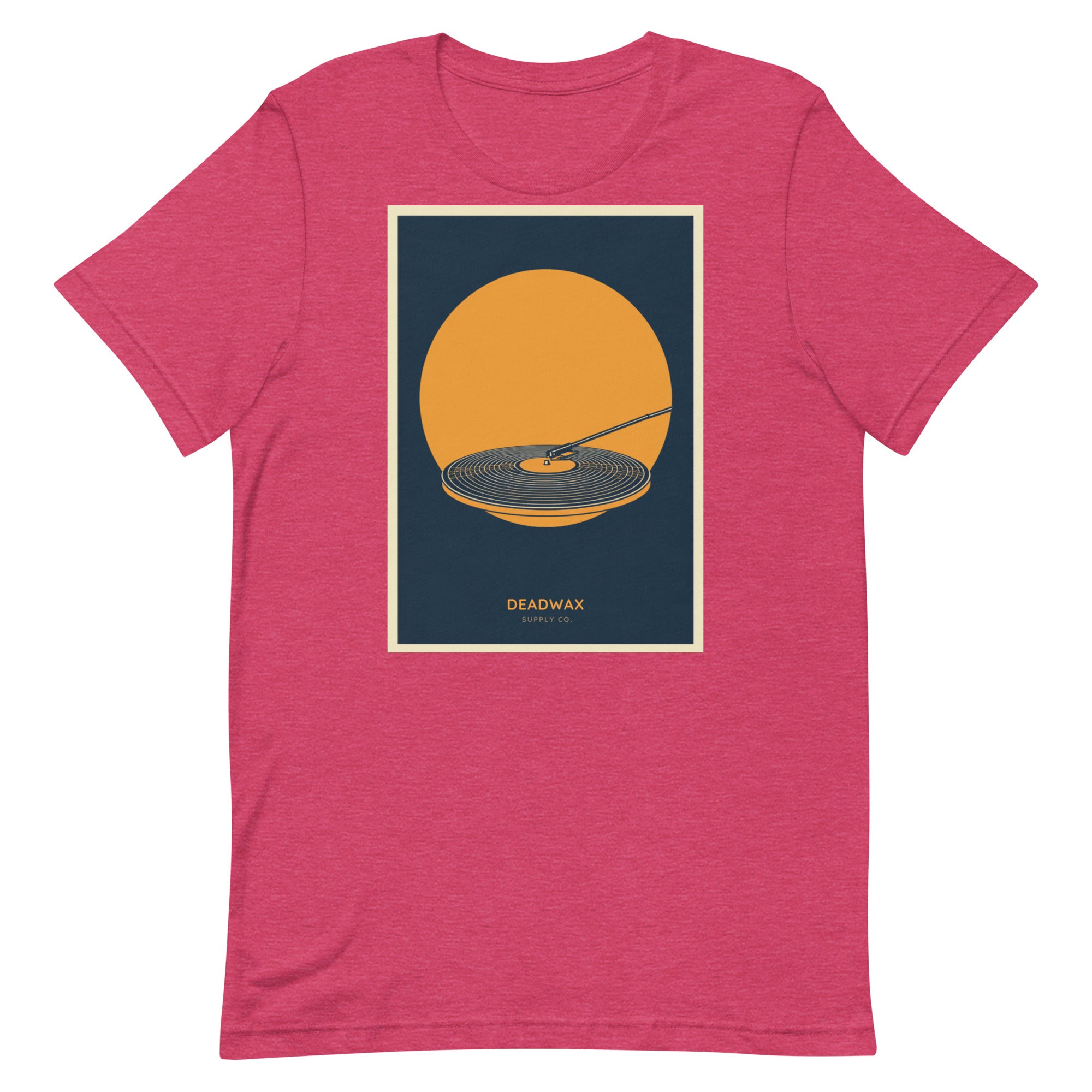 Deadwax Tonearm Tee in heather raspberry – vinyl record collector t-shirt with tonearm and record logo