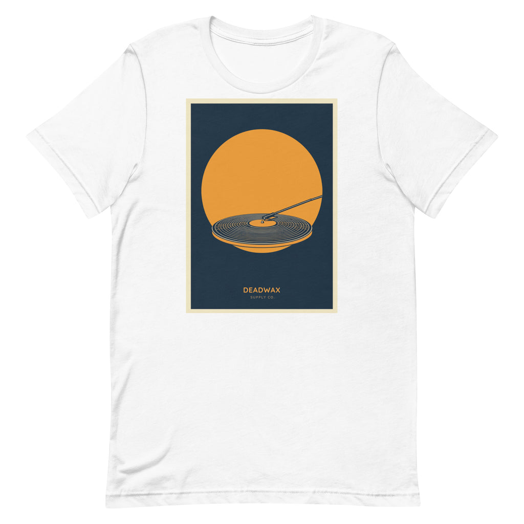 Deadwax Tonearm Tee in heather sage – vinyl record collector t-shirt with tonearm and record logo
