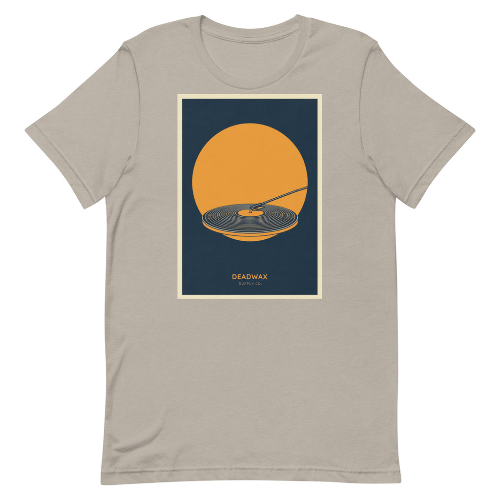 Deadwax Tonearm Tee in heather stone – vinyl record collector t-shirt with tonearm and record logo