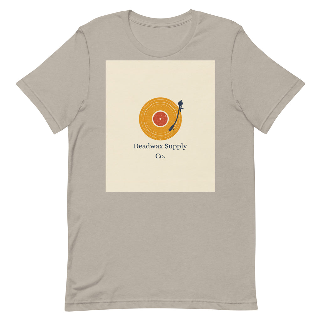 Deadwax Tonearm Tee in heather stone – vinyl record collector t-shirt with tonearm and record logo