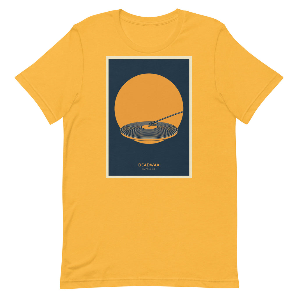 Deadwax Tonearm Tee in heather yellow gold – vinyl record collector t-shirt with tonearm and record logo