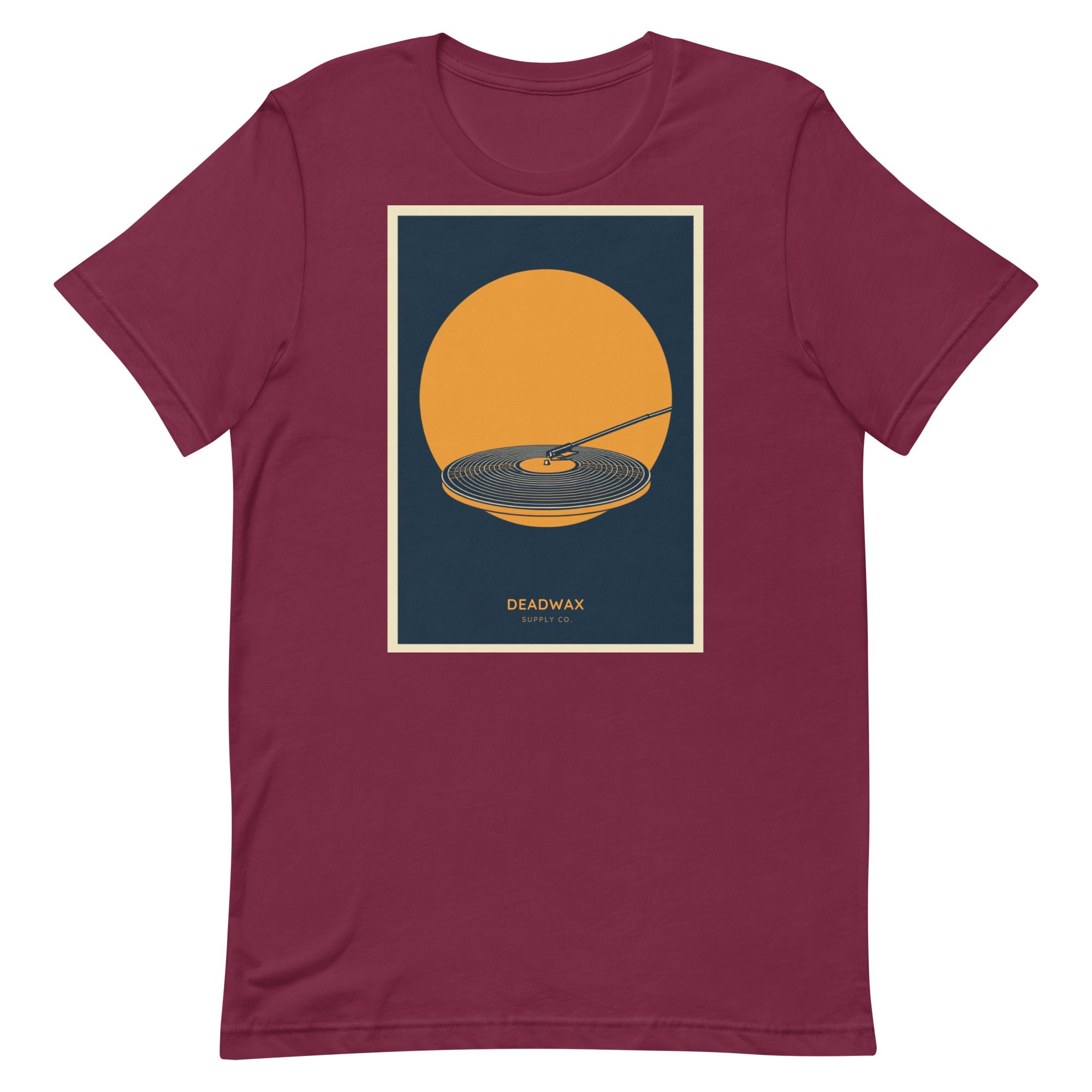 Deadwax Tonearm Tee in maroon – vinyl record collector t-shirt with tonearm and record logo
