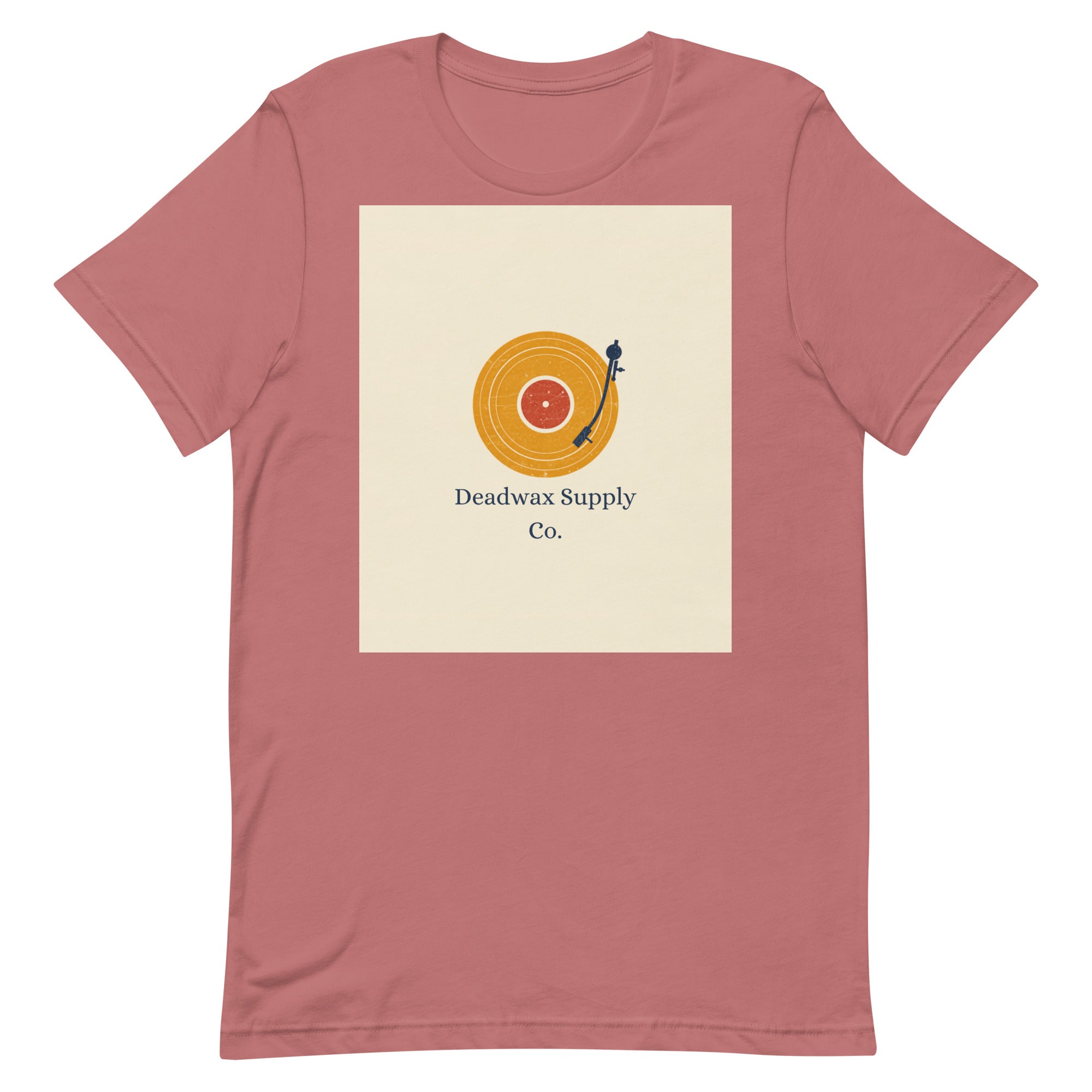 Deadwax Tonearm Tee in mauve – vinyl record collector t-shirt with tonearm and record logo