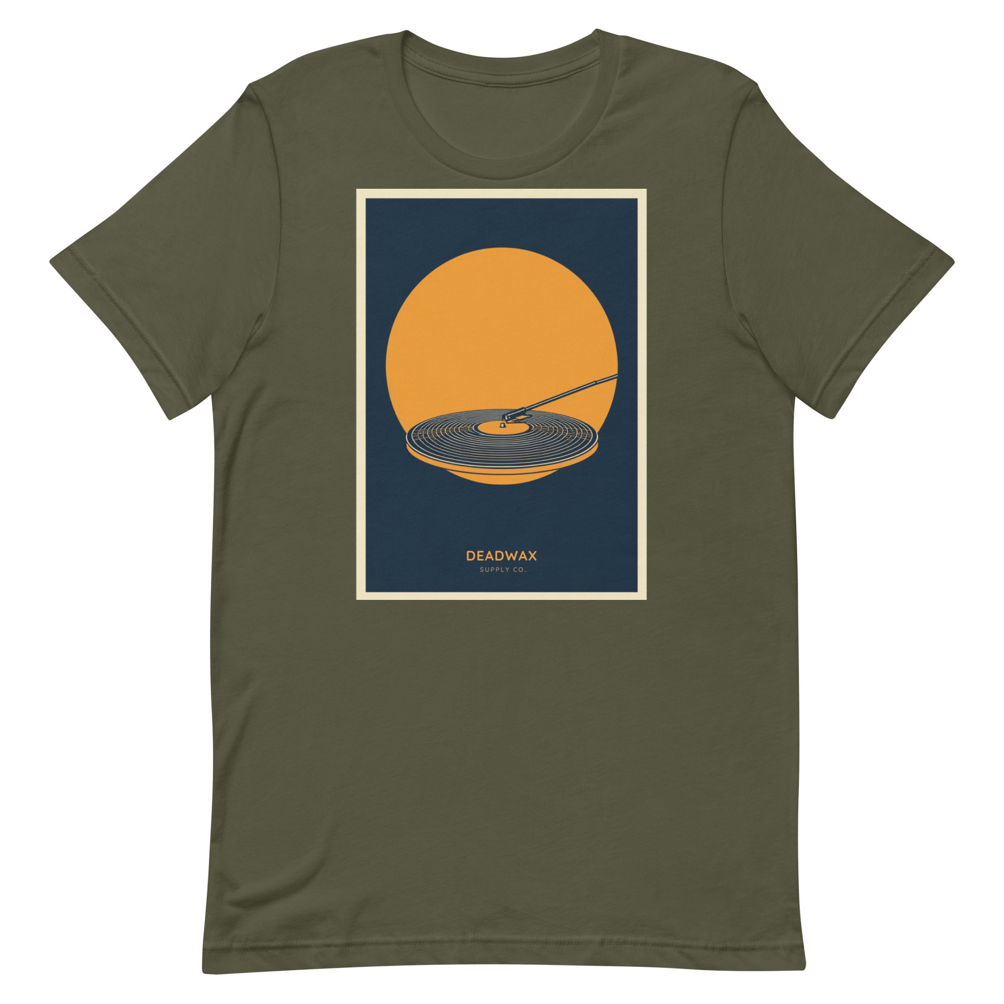 Deadwax Tonearm Tee in military green – vinyl record collector t-shirt with tonearm and record logo