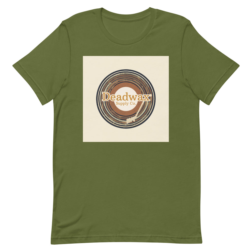 Deadwax Tonearm Tee in olive – vinyl record collector t-shirt with tonearm and record logo