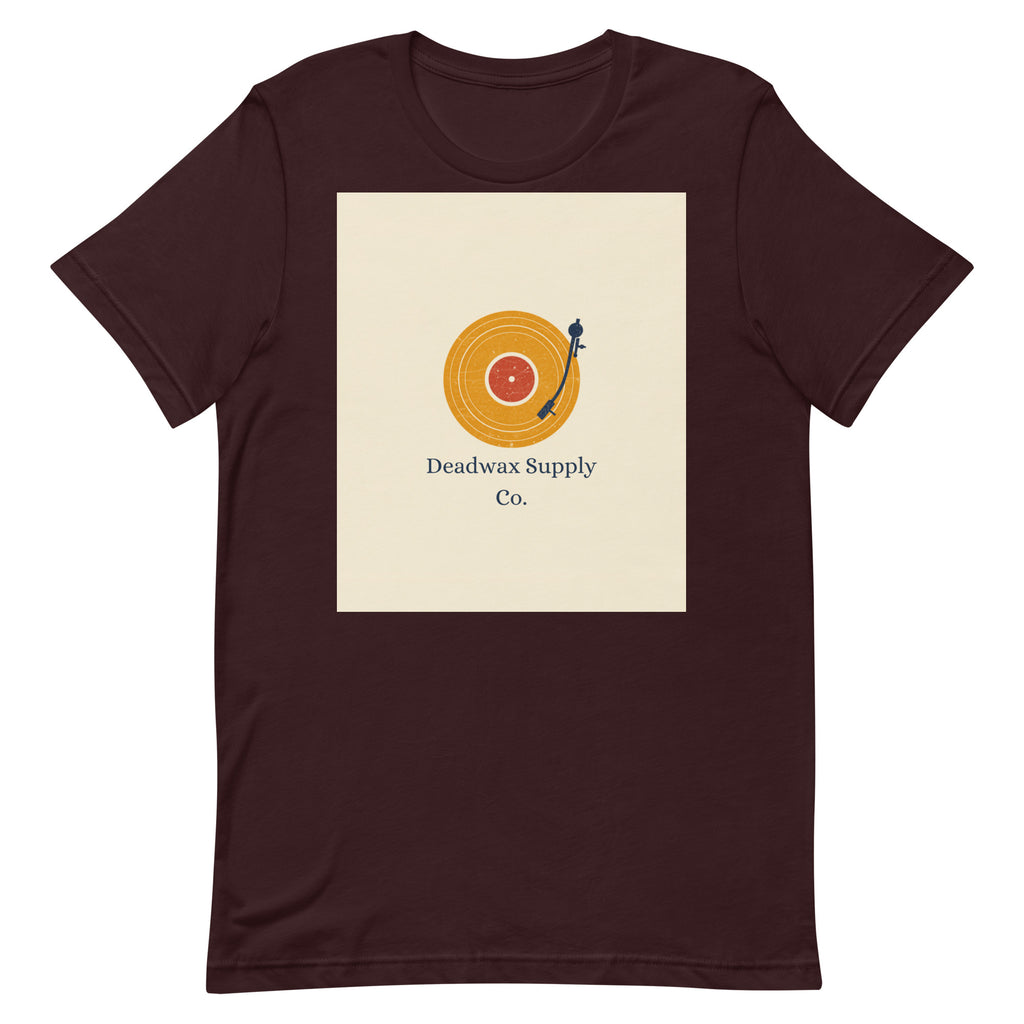 Deadwax Tonearm Tee in oxblood black – vinyl record collector t-shirt with tonearm and record logo