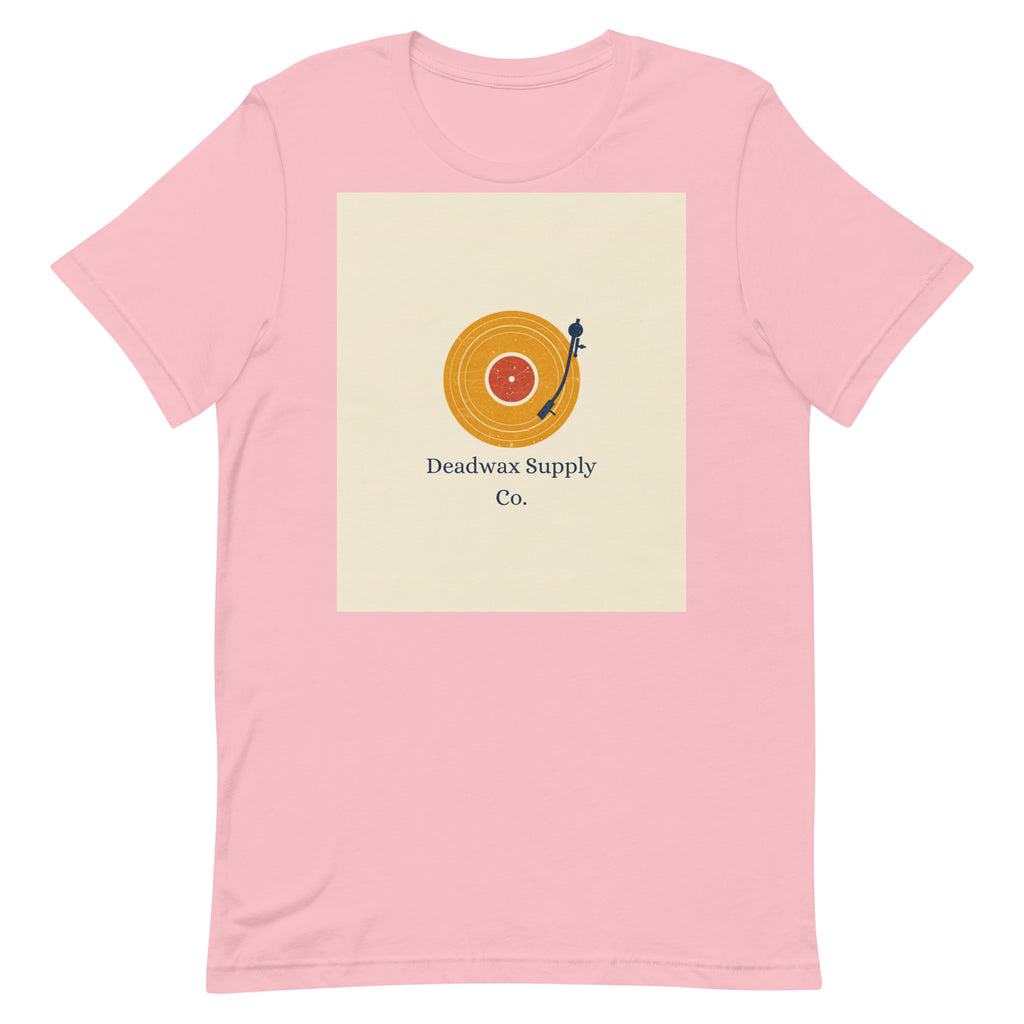 Deadwax Tonearm Tee in pink – vinyl record collector t-shirt with tonearm and record logo