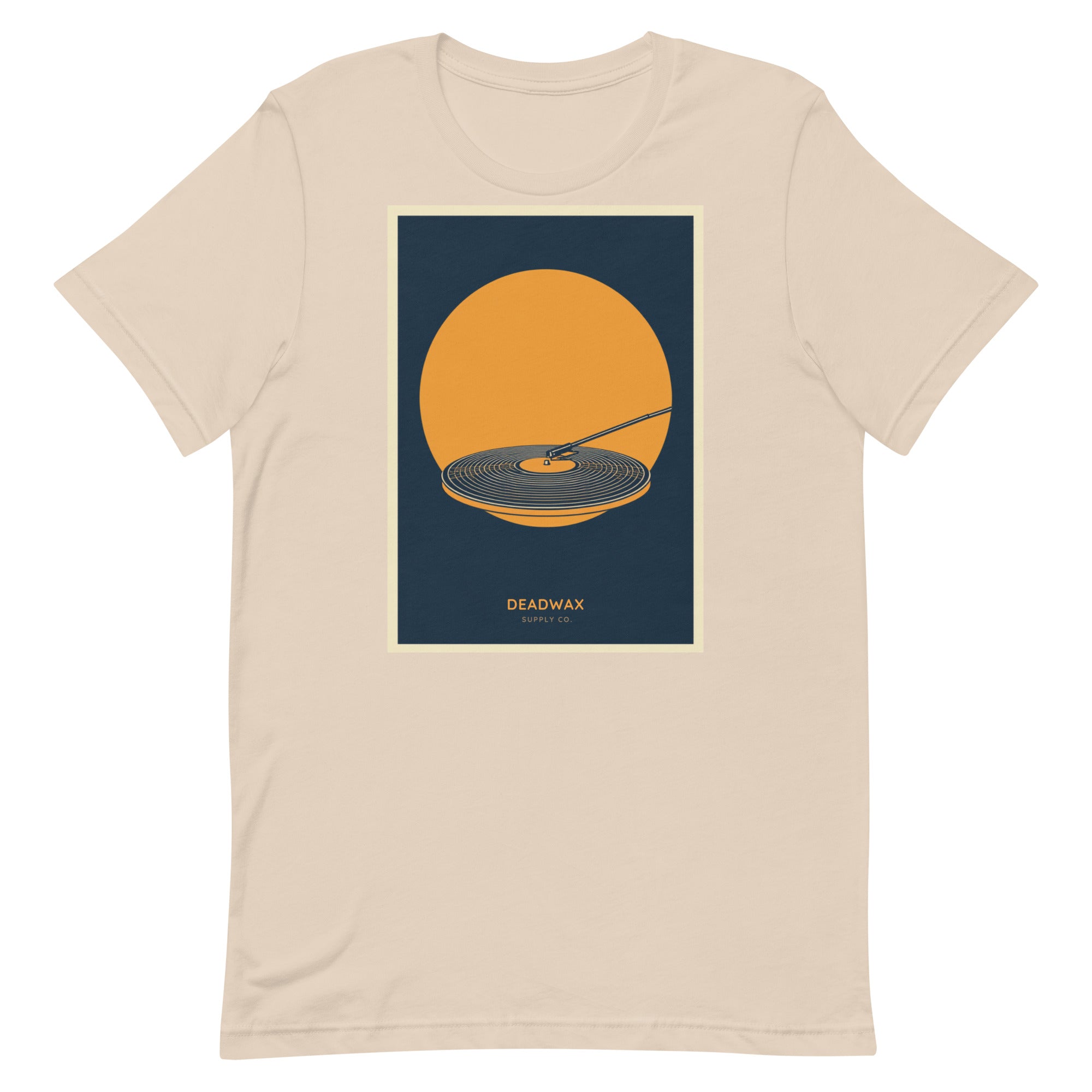 Deadwax Tonearm Tee in soft cream – vinyl record collector t-shirt with tonearm and record logo