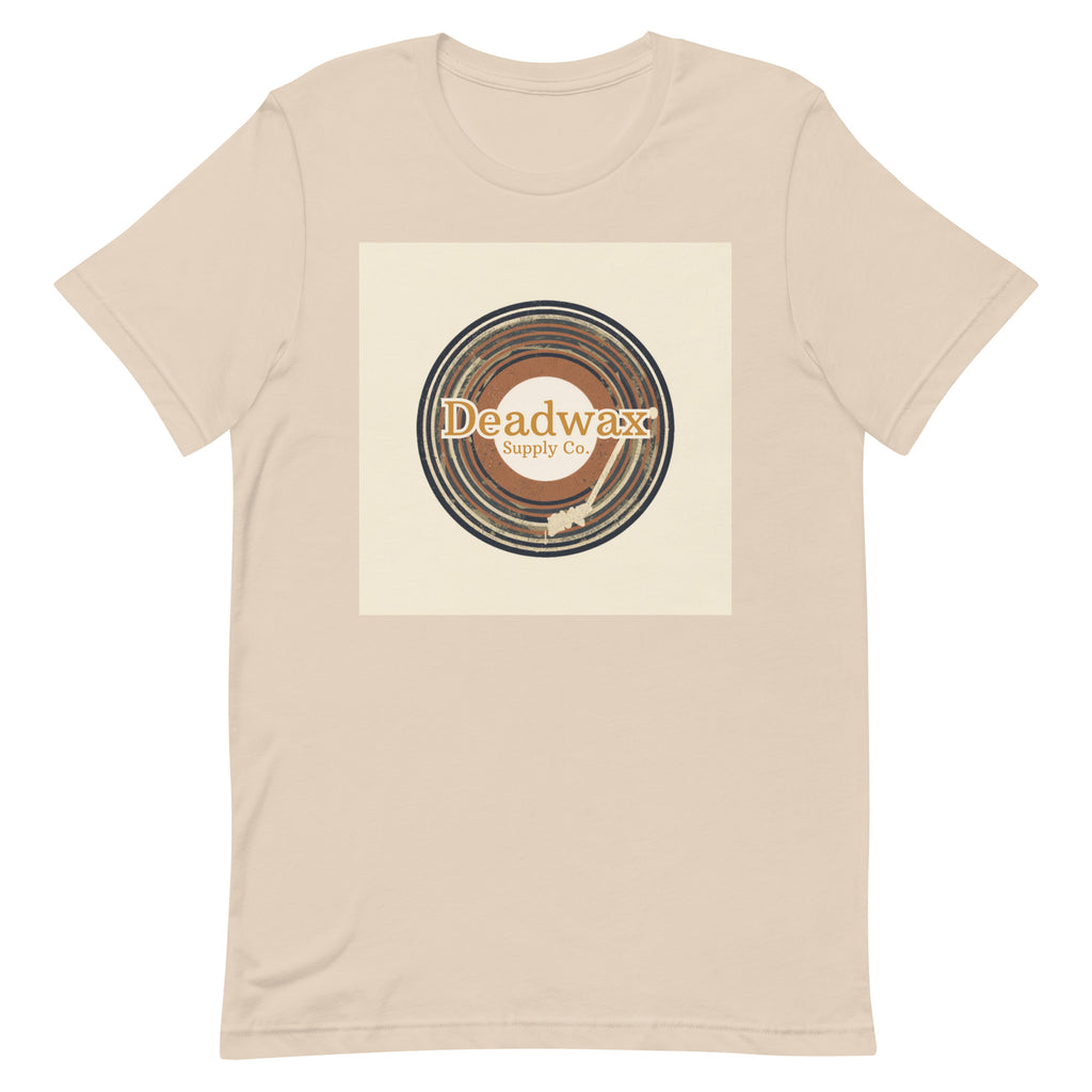 Deadwax Tonearm Tee in soft cream – vinyl record collector t-shirt with tonearm and record logo