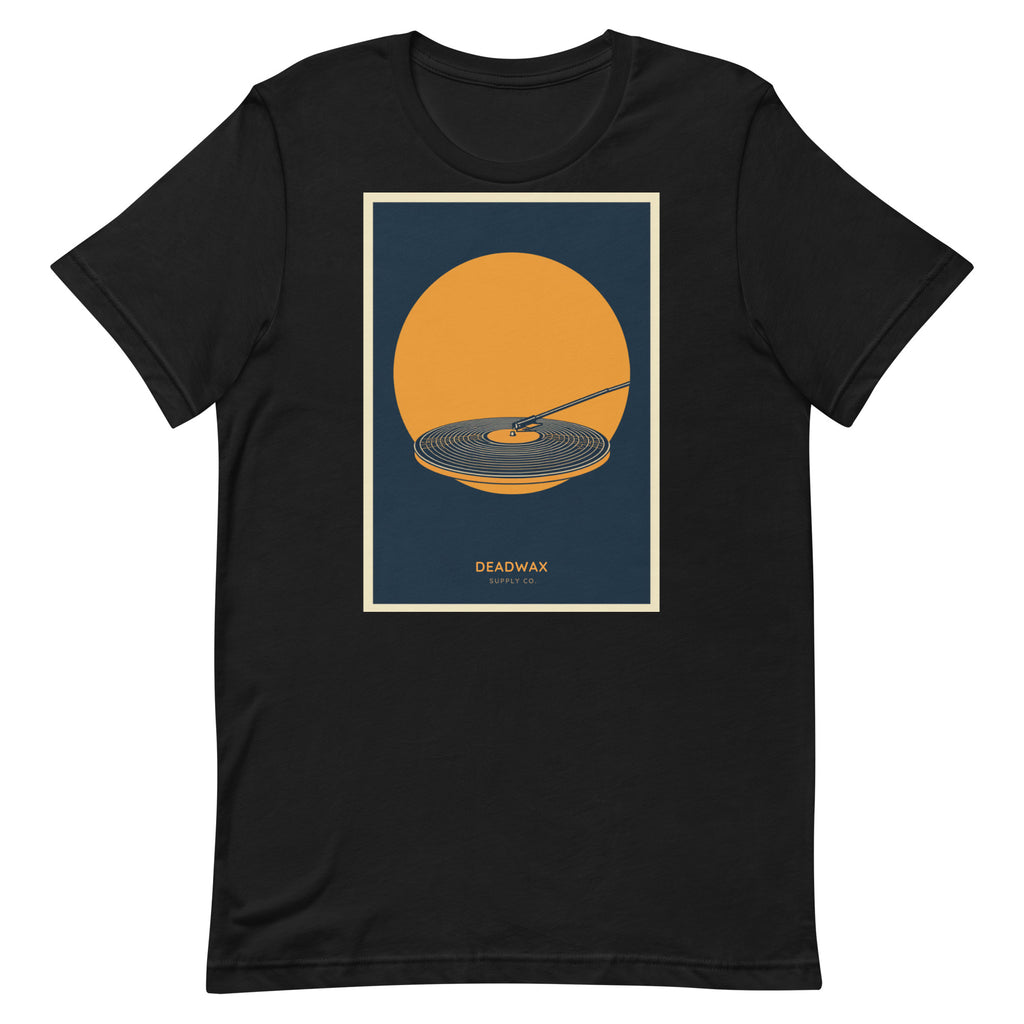 Deadwax Tonearm Tee in solid black blend – vinyl record collector t-shirt with tonearm and record logo