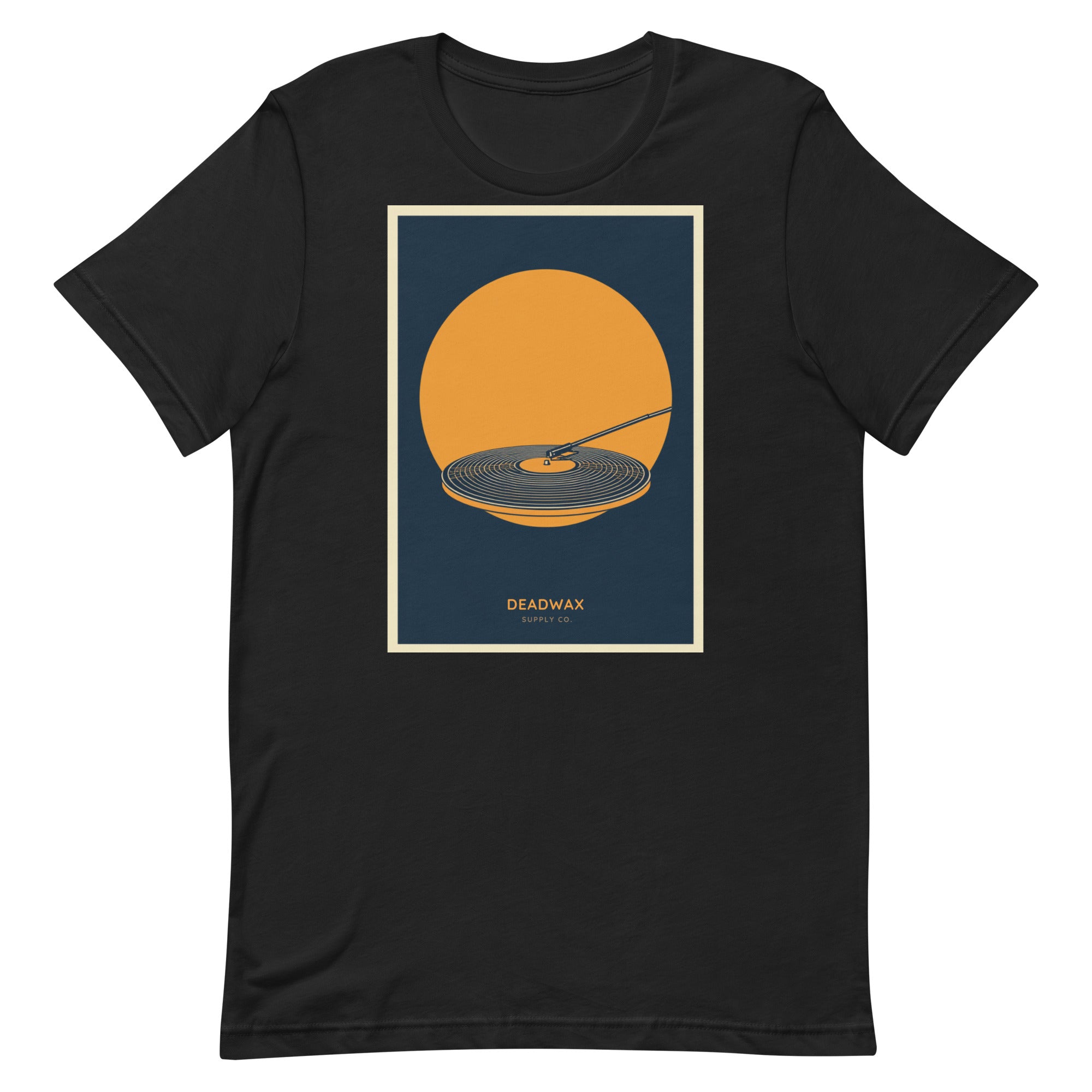 Deadwax Tonearm Tee in vintage black – vinyl record collector t-shirt with tonearm and record logo