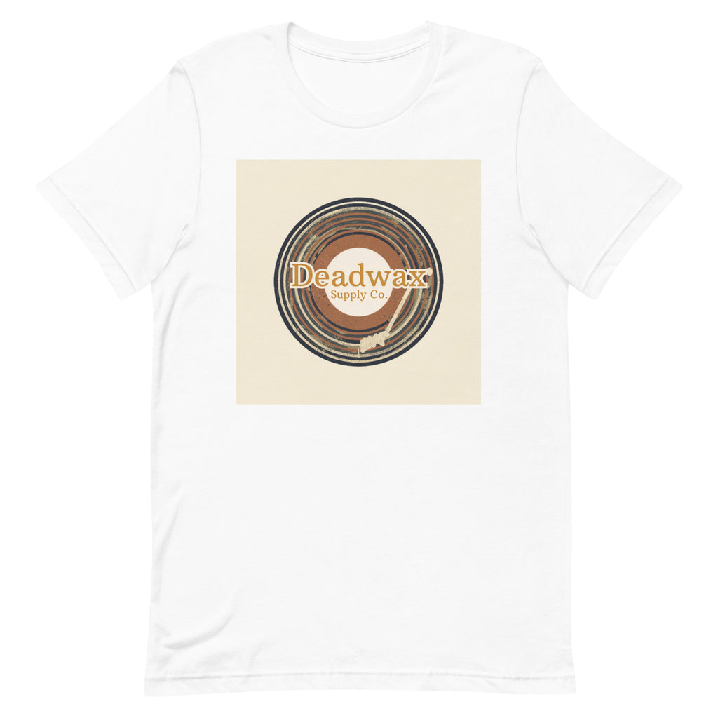 Deadwax Tonearm Tee in white – vinyl record collector t-shirt with tonearm and record logo