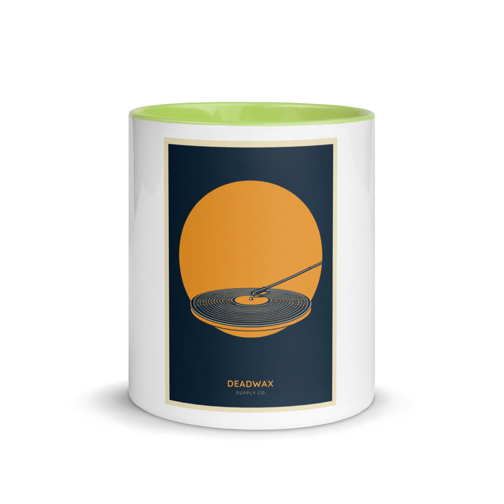 Deadwax Morning Spin Mug – ceramic mug with vinyl record and tonearm logo, front view